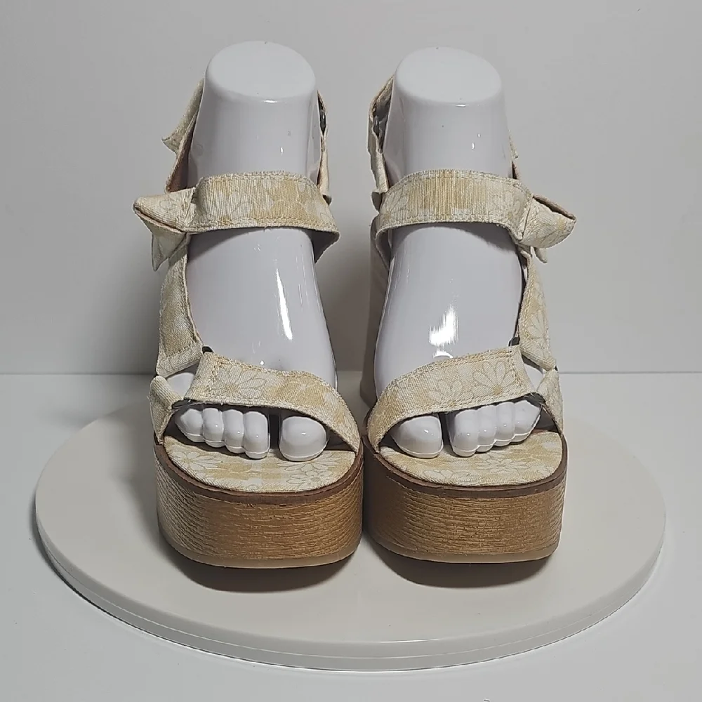 Lucky Brand Demmia Platform Wedge Sandals Daisy Floral Adjustable Yellow 7.5